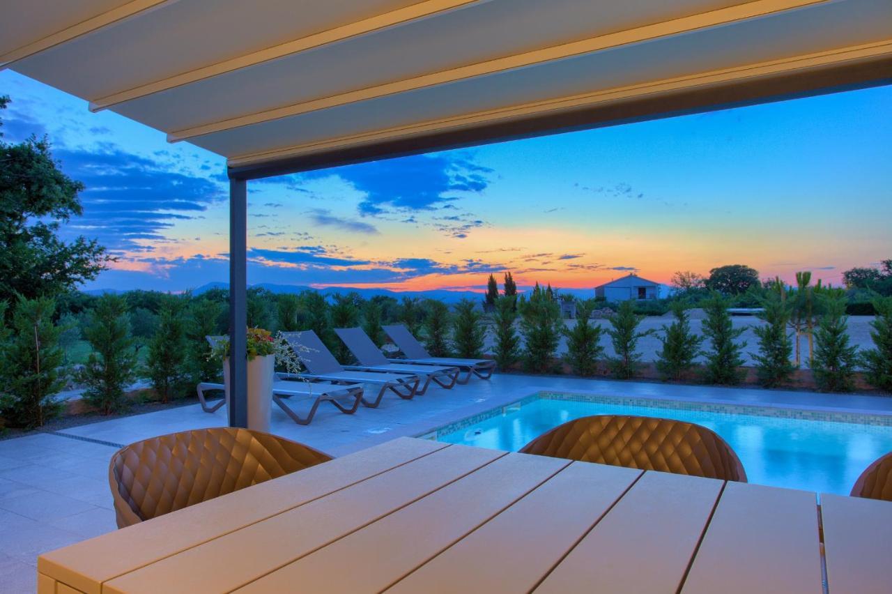 Holiday Home Elegant Vrh  Exterior foto